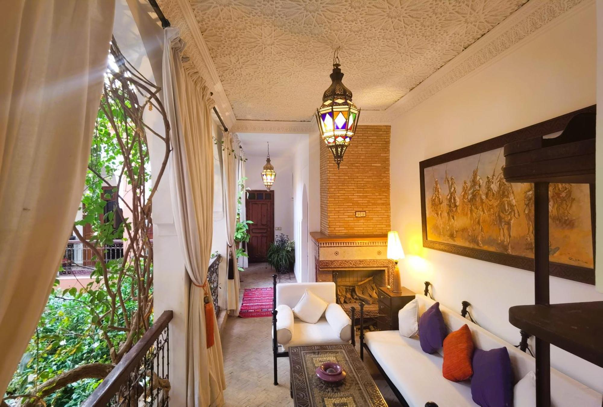 Zagouda 3*