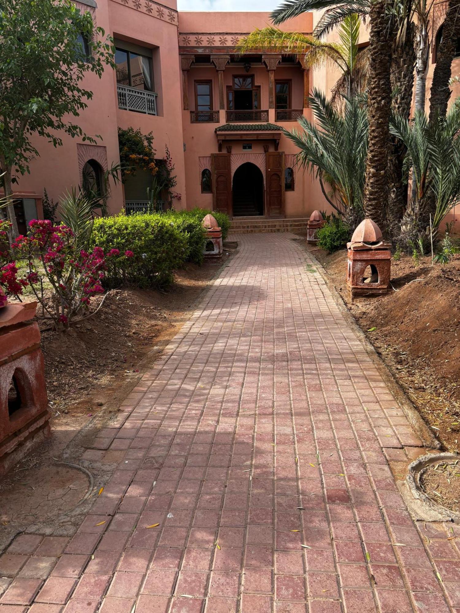 Appartement 2 Bedroom Palmeraie, Pools & 3 Terraces Marrakesh