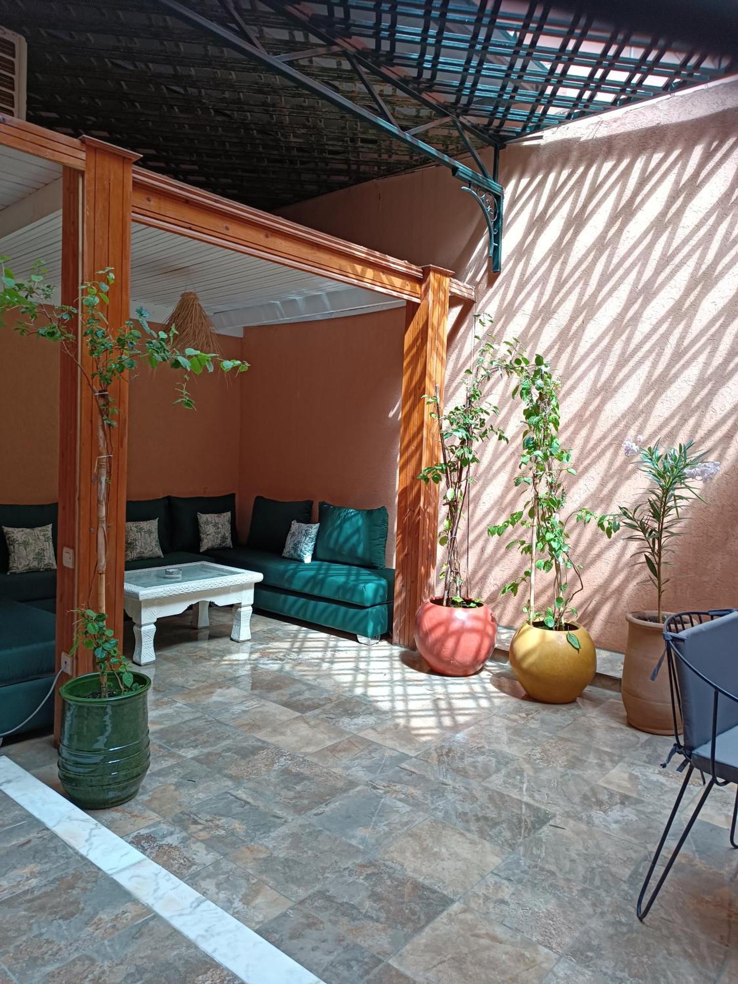 Rose Centre De Marrakech