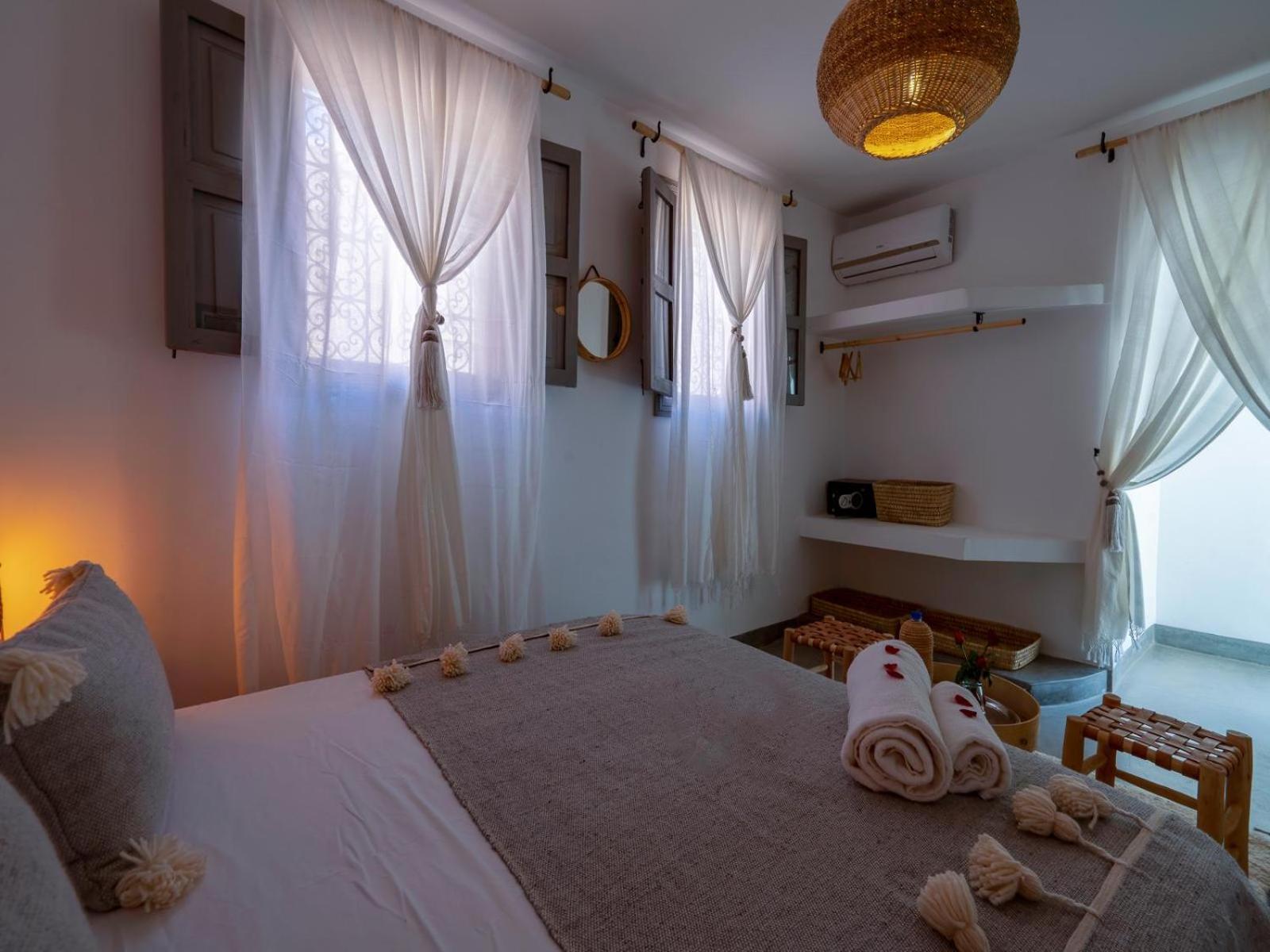 Nelia Marrakech, Collection * Marrakesch
