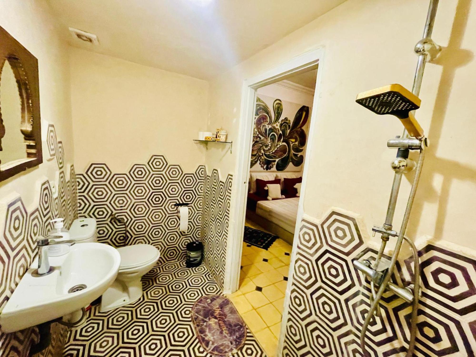Brek Villa *