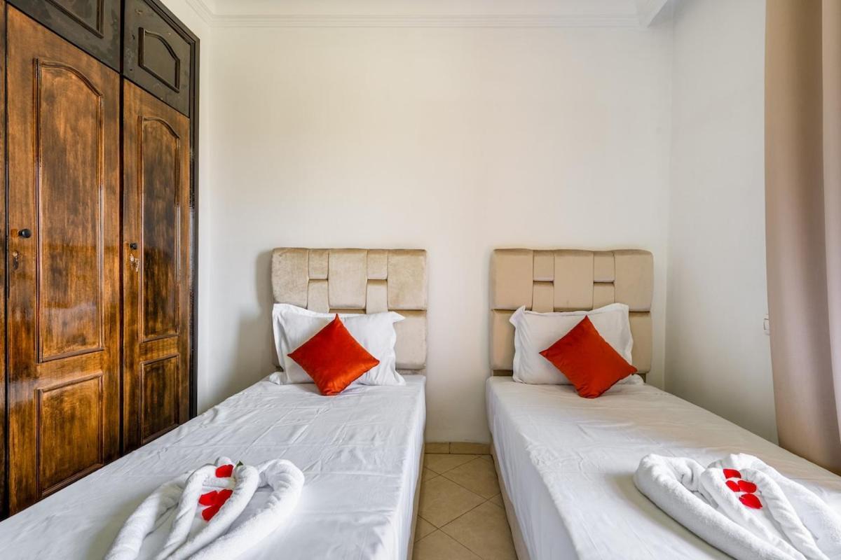 Apartment Traditional-modern Between Mcdonald's And Marjane Marrakesch