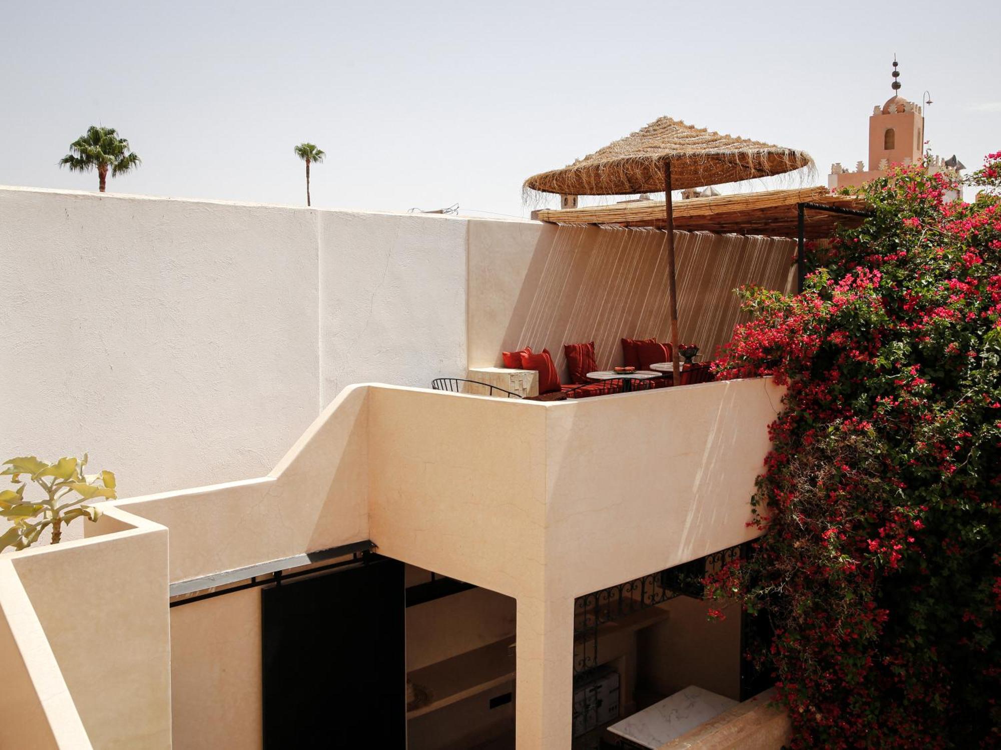 El Aaiun Riad Marrakesh