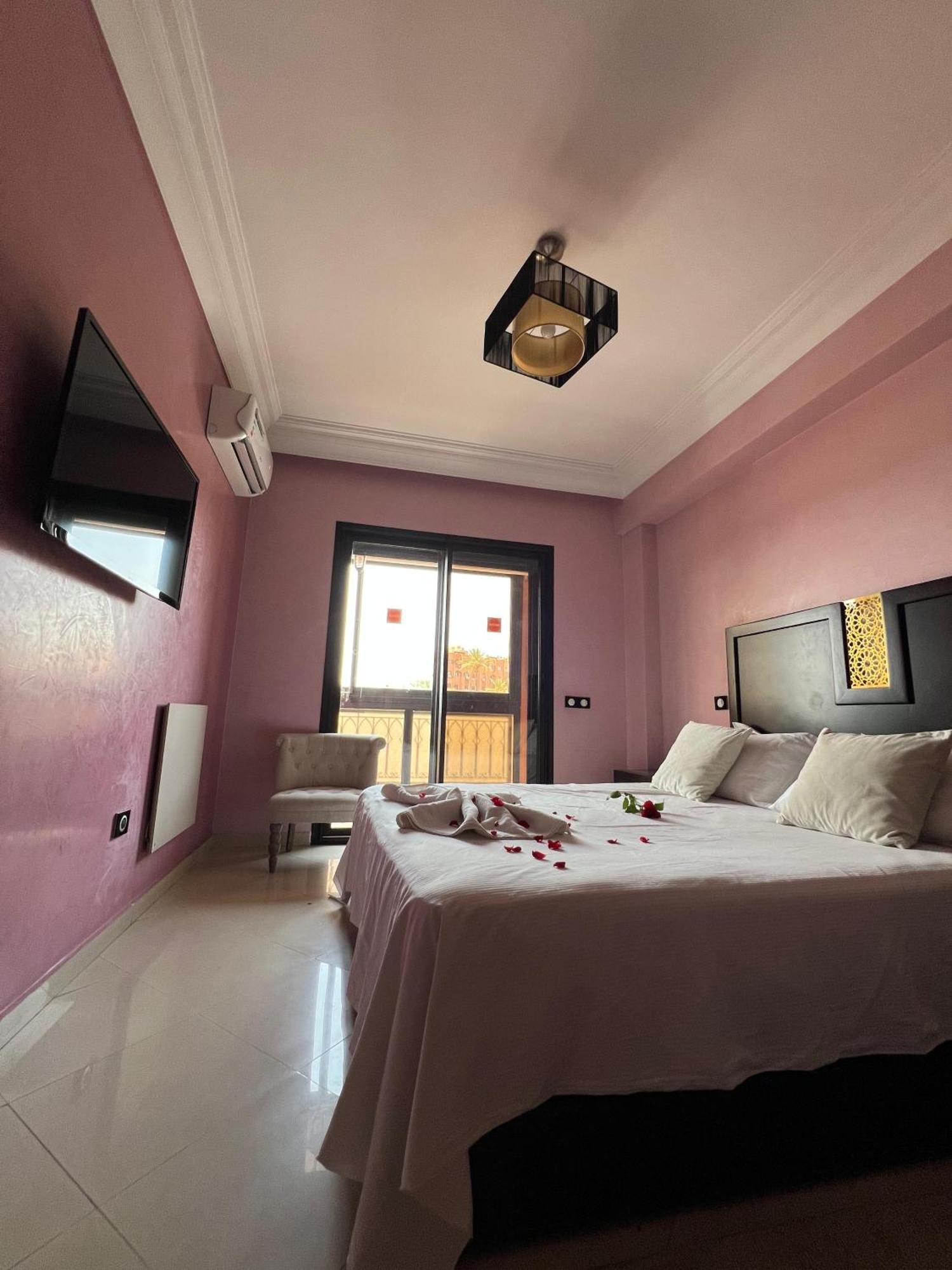 Gueliz, Majorelle, Beautiful Apartment With Large Terrace *