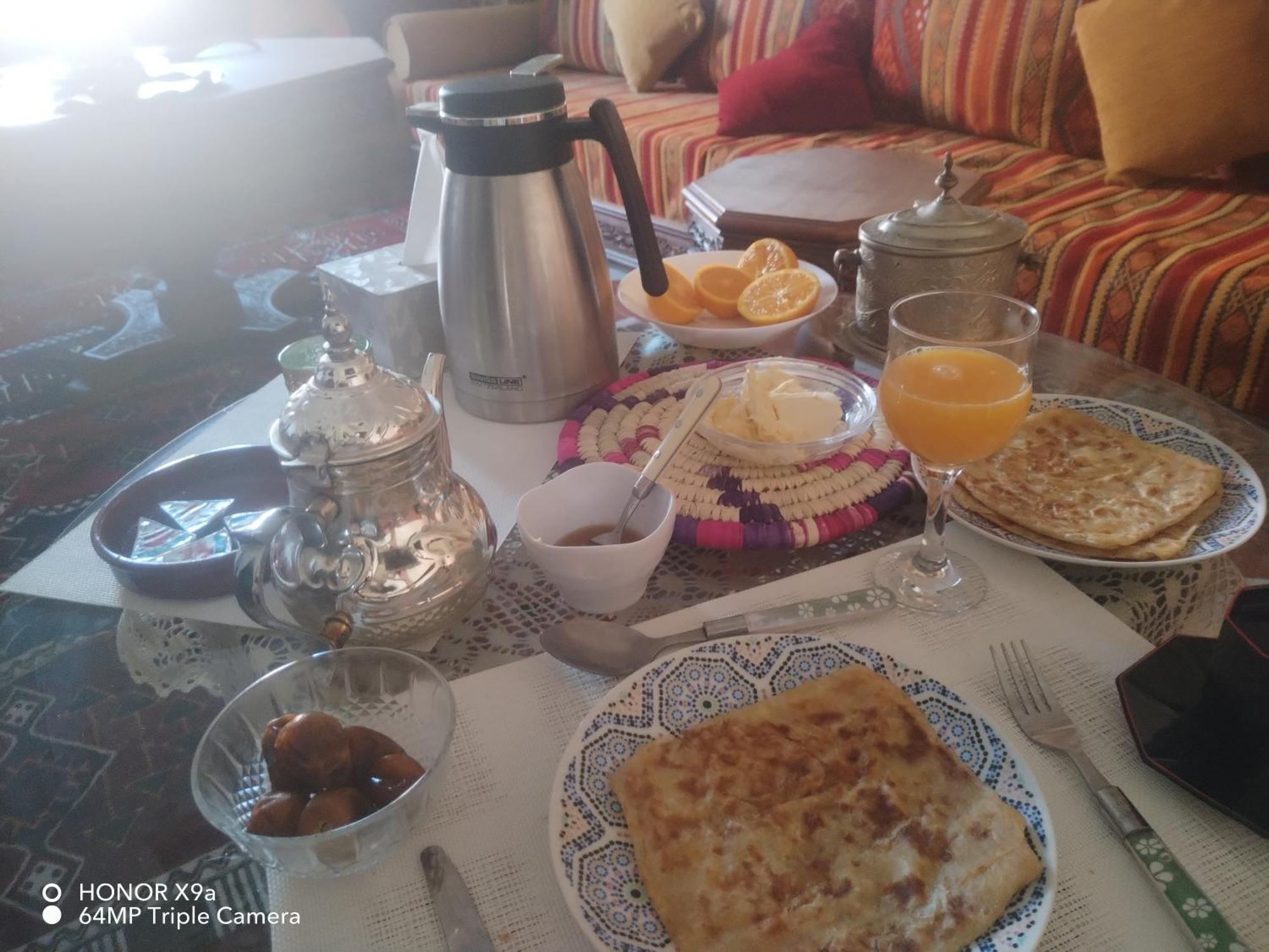 Dar Sarsar Airport 2 Apartment