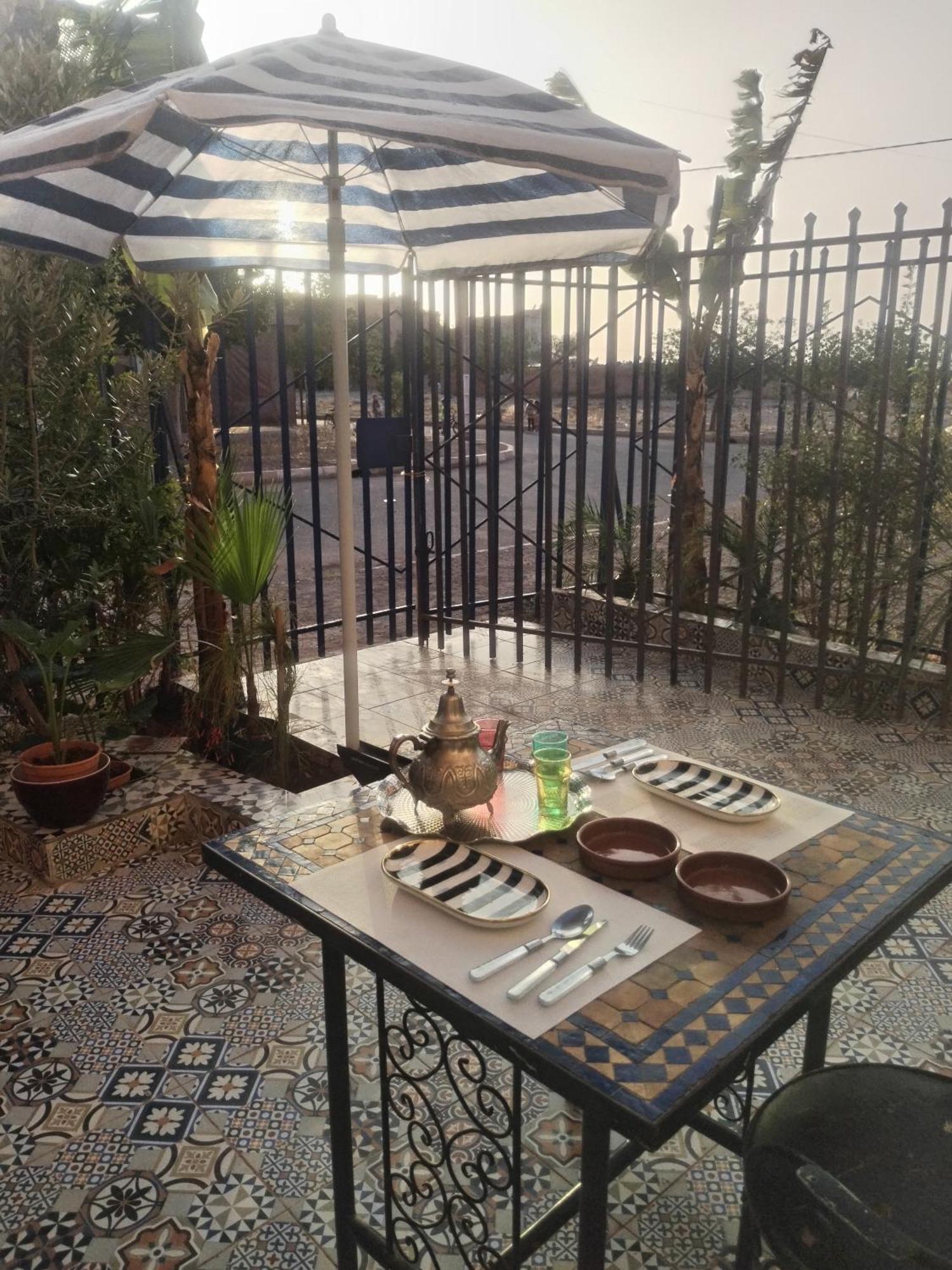 Dar Sarsar Airport 2 Apartment