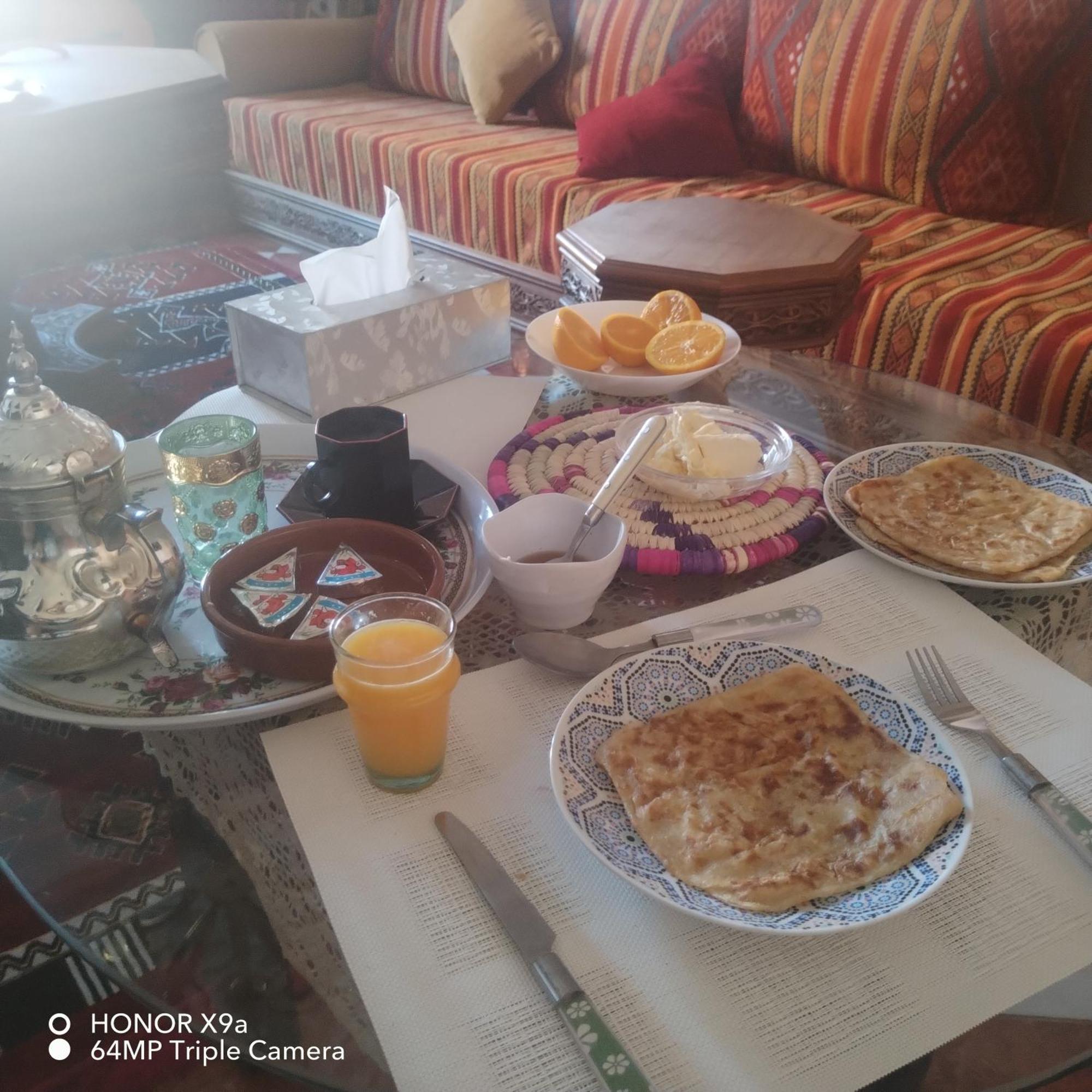 Dar Sarsar Airport 2 Apartment *