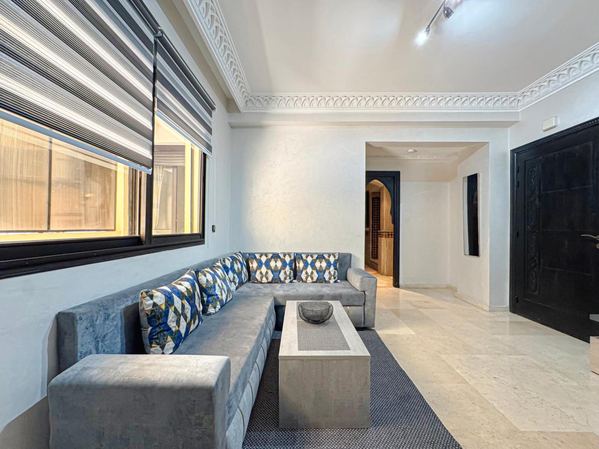 Moderne Avec Terrasse, Piscine Et Parking A Gueliz, Marrakech Apartment