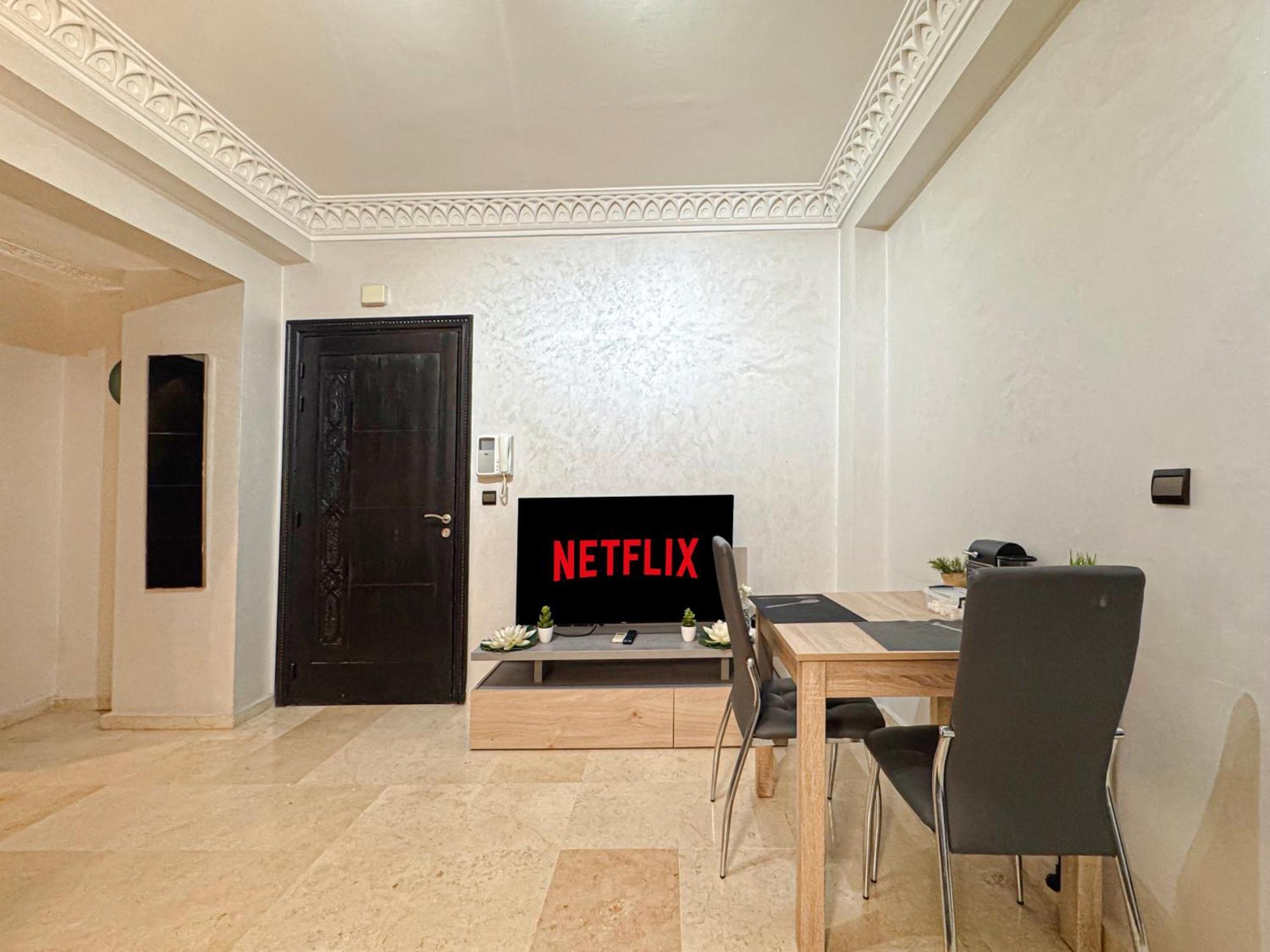 Moderne Avec Terrasse, Piscine Et Parking A Gueliz, Marrakech Apartment *