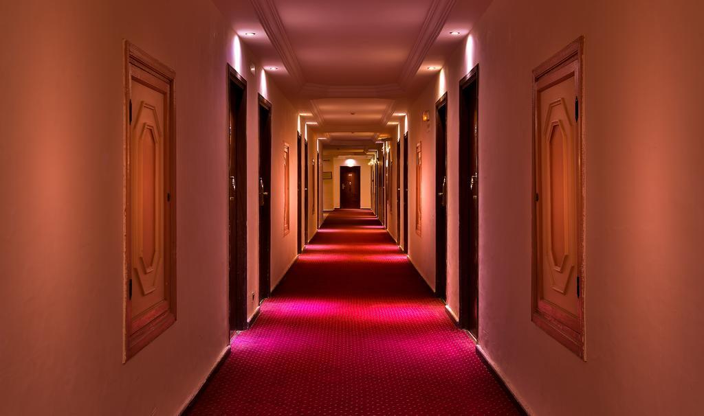 El Andalous Lounge & Hotel
