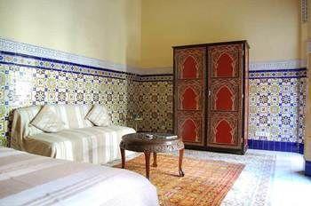 L'aziza Riad