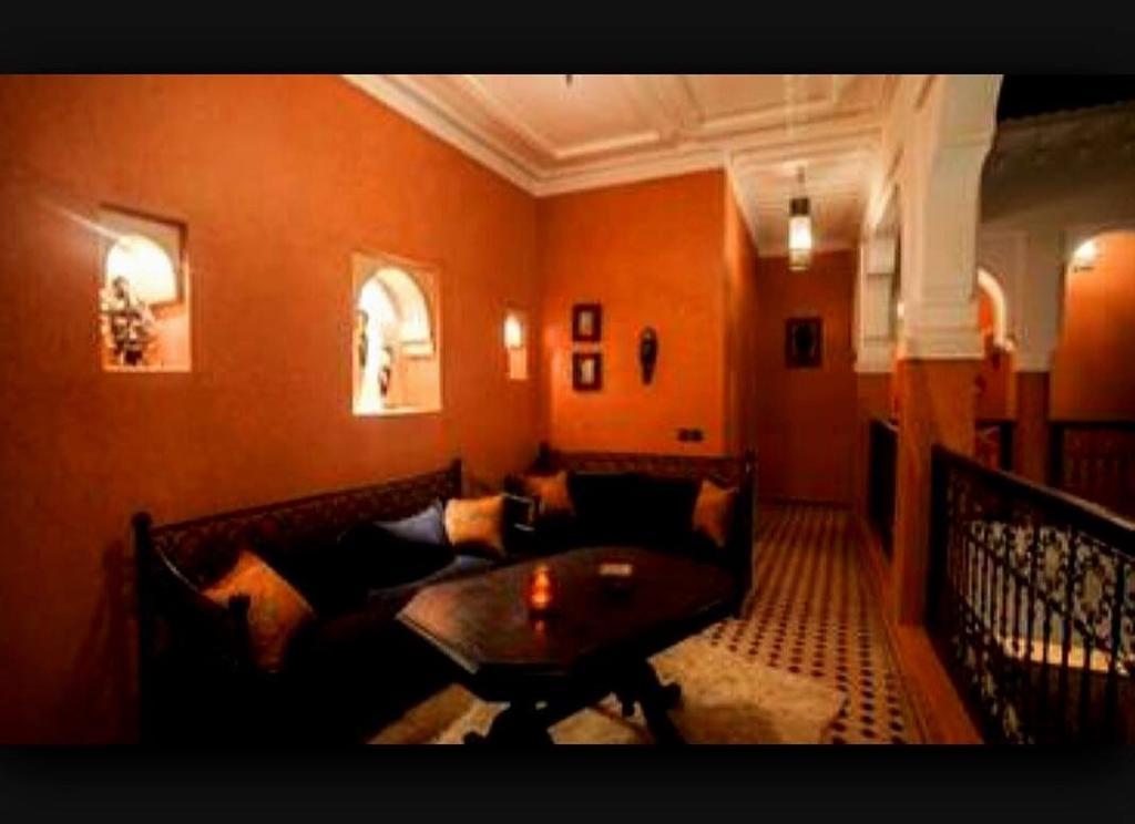 Mounlight Riad 2*