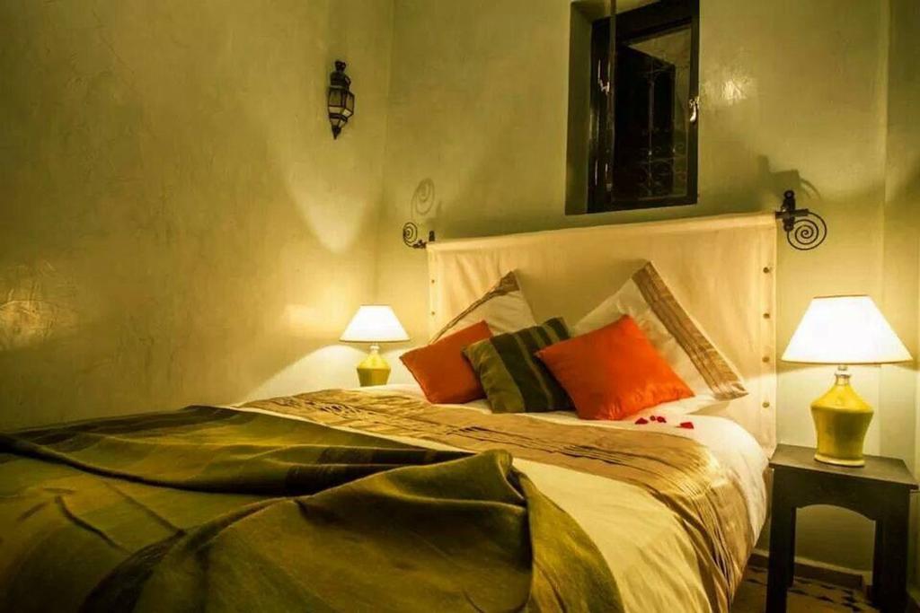 Riad Mounlight