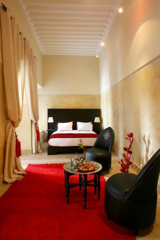 Dar Asam Riad 3*