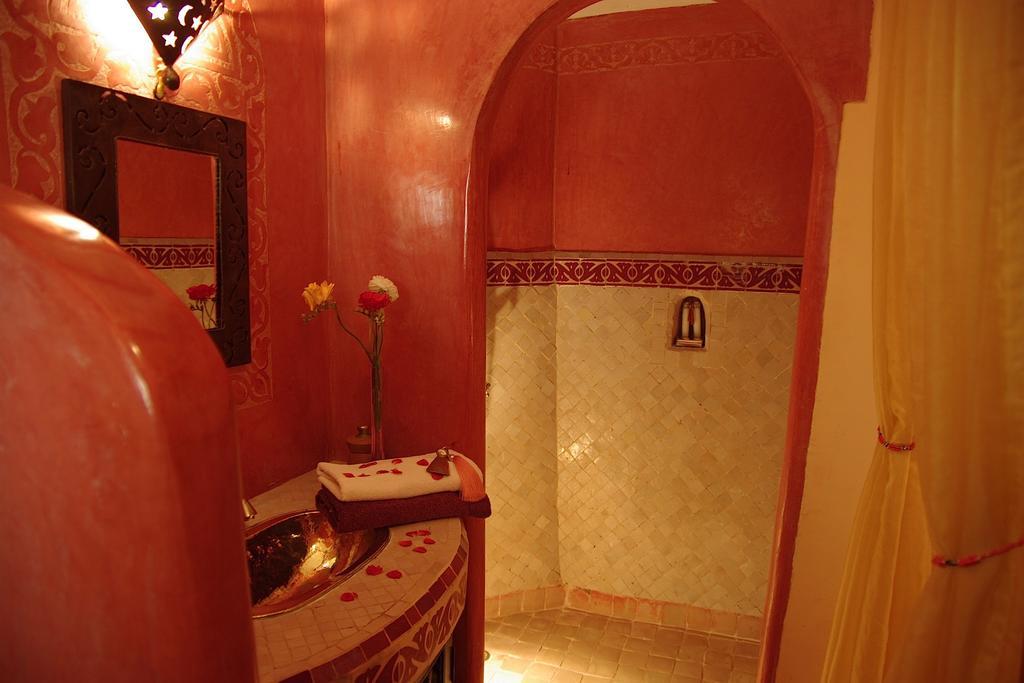 Jona Riad
