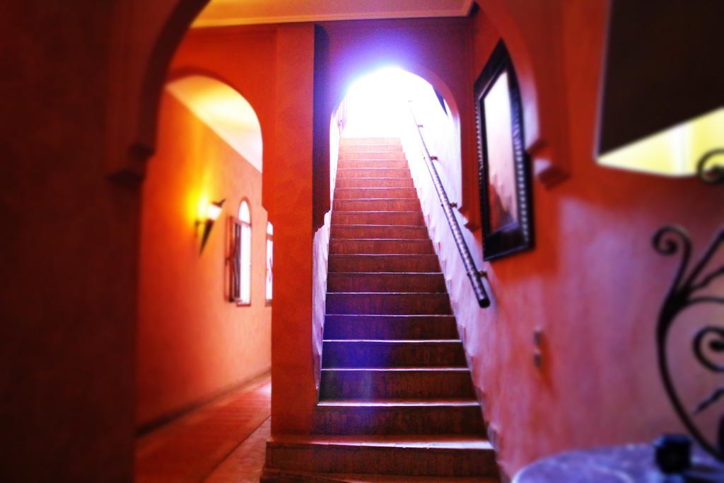 Riad Ayadina &
