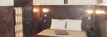 Hotel Prestige Evanescence 3*