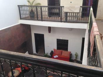 Hotel Prestige Evanescence 3*