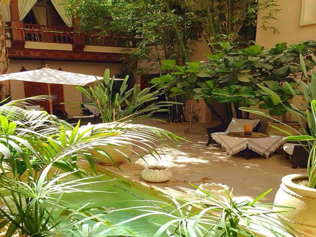 Flam & Riad 4*