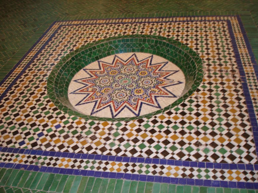 Manis Set In A Area Appartement Marrakesh