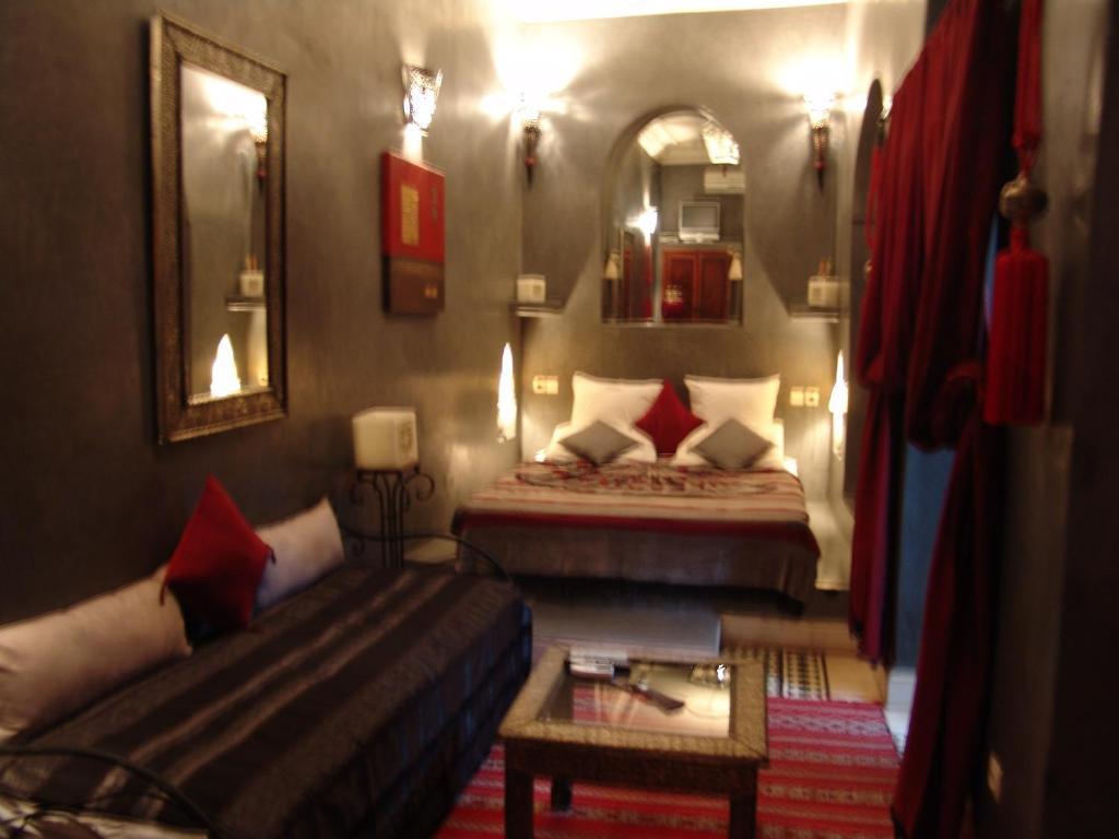 Les Nuits De Marrakech