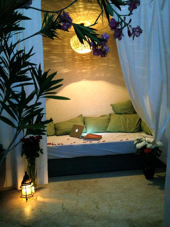 Of The Light Bed & Breakfast 2*