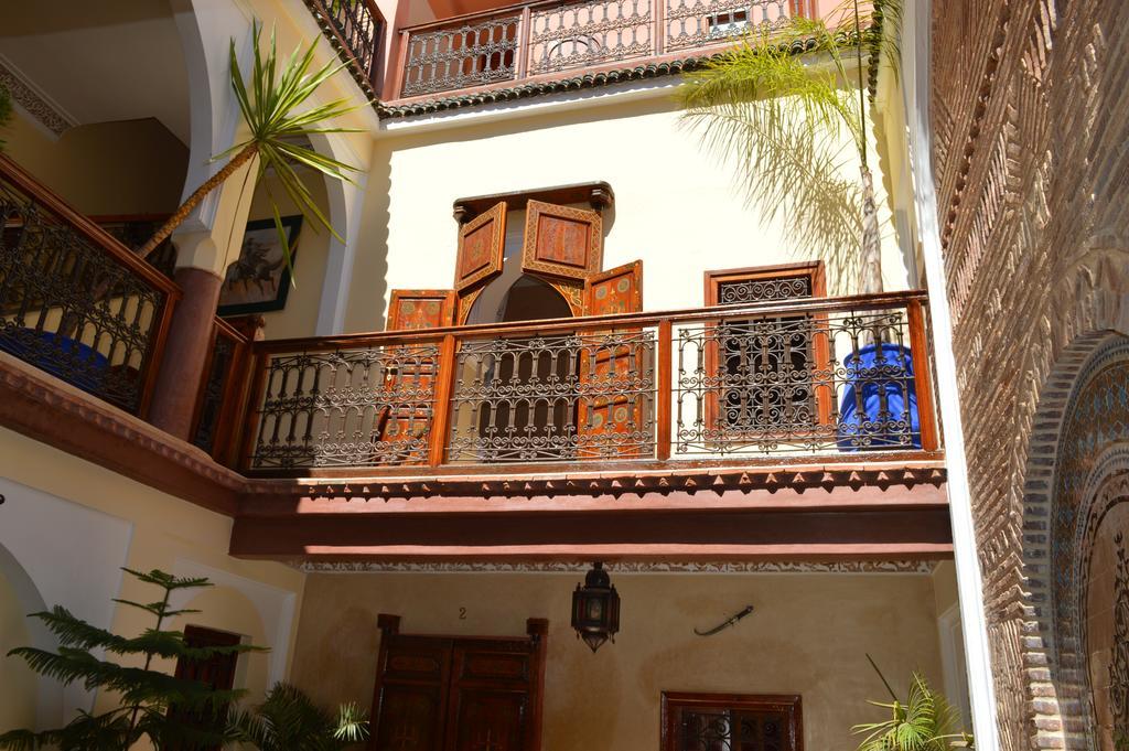 Riad Bonheur