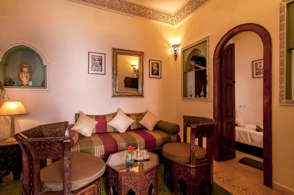Couette-café Anabel 4*