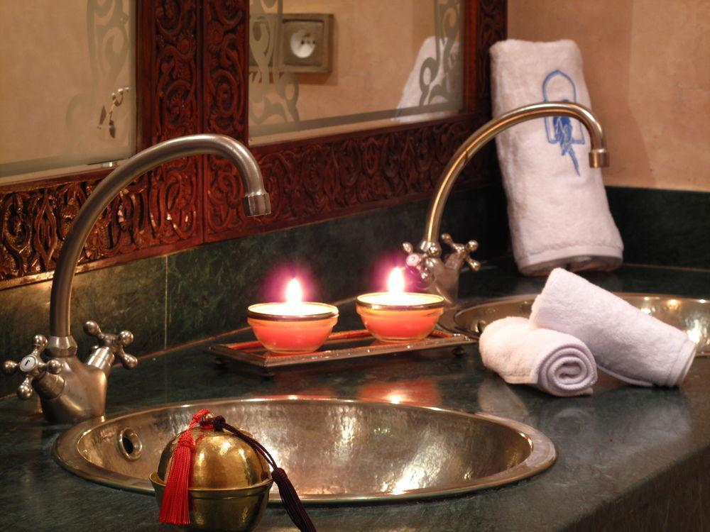 Le Perroquet Bleu & Marrakesh