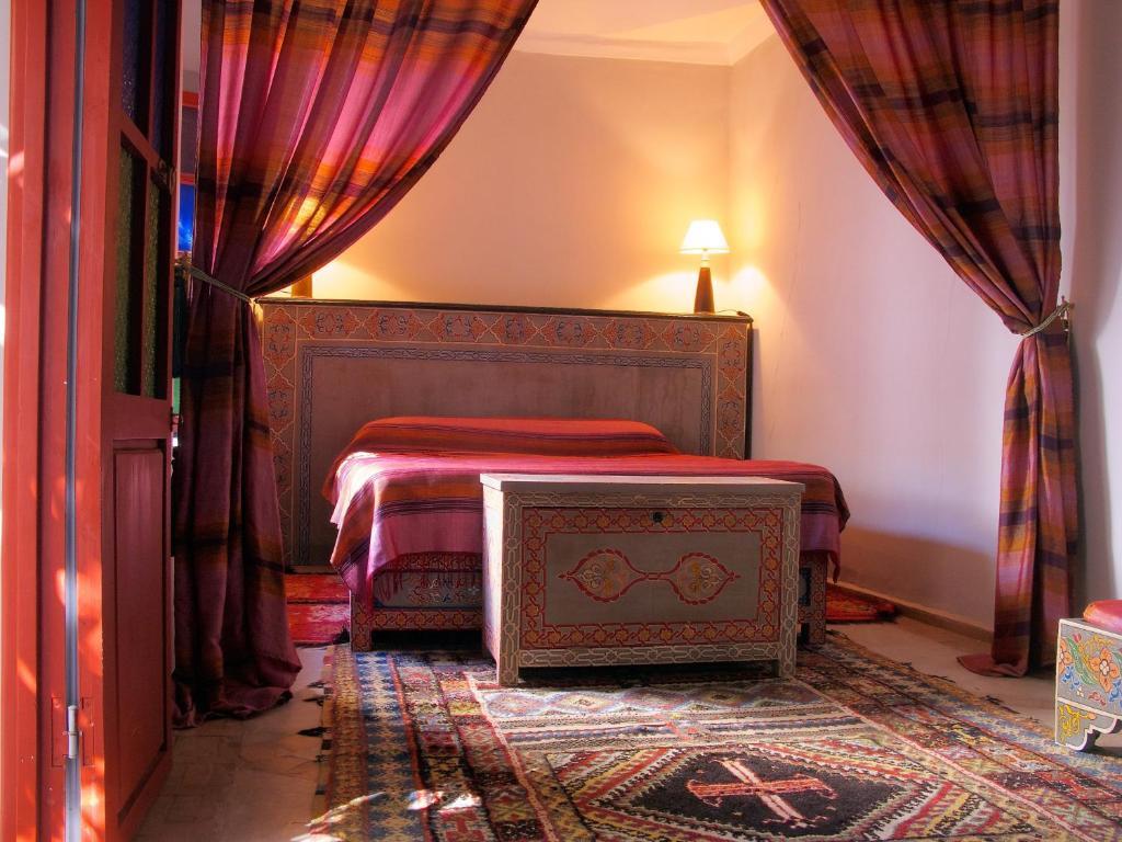 Riad Osefina