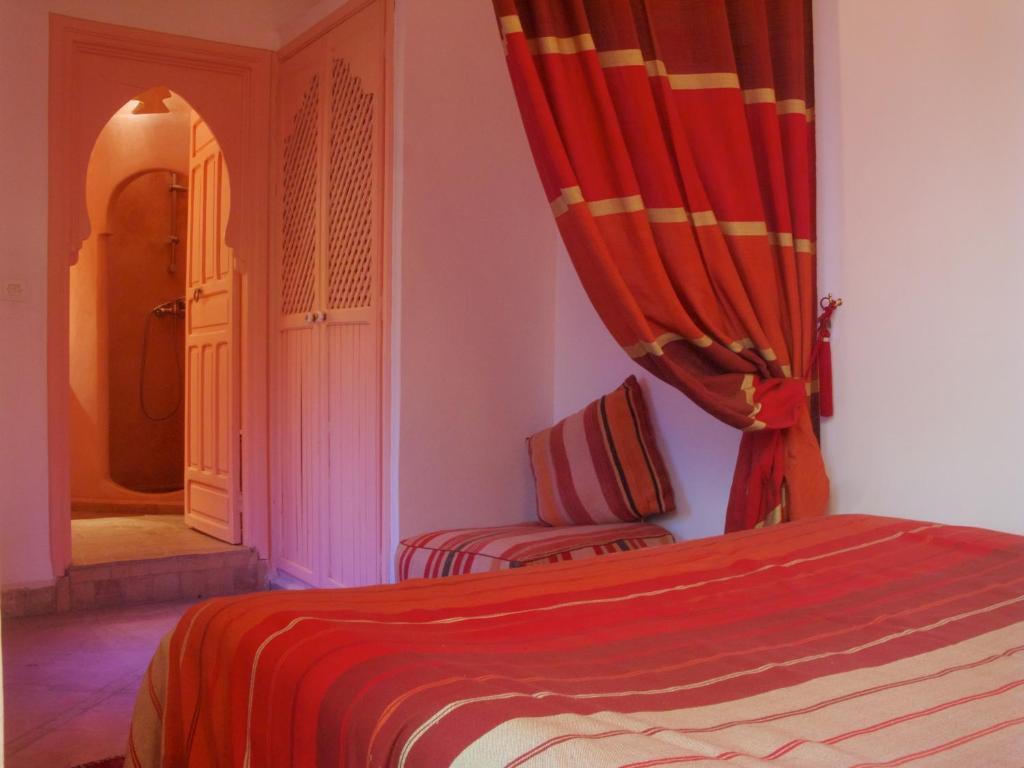 Osefina Riad 3*