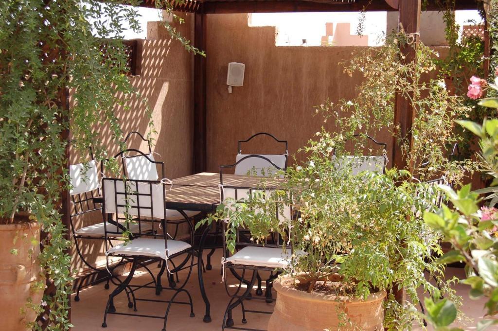 Riad Massiba