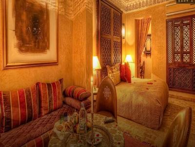 Kniza Riad