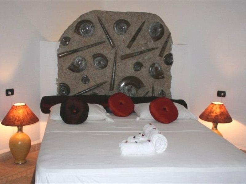 Riad Les Ammonites And
