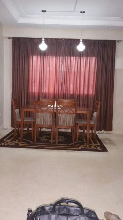 Mouzdalifa In Center Apartment *