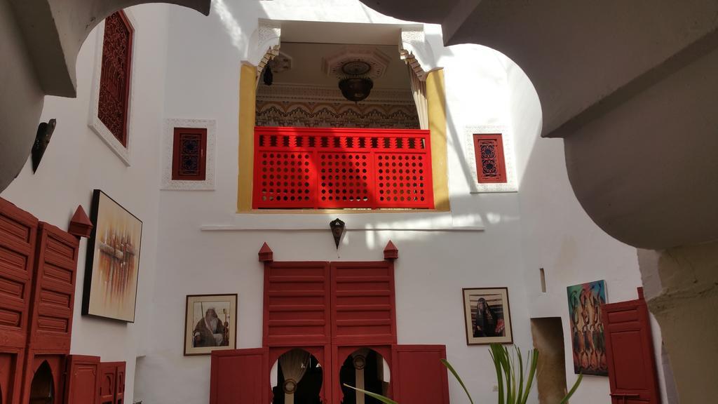 Riad Lala Latifa