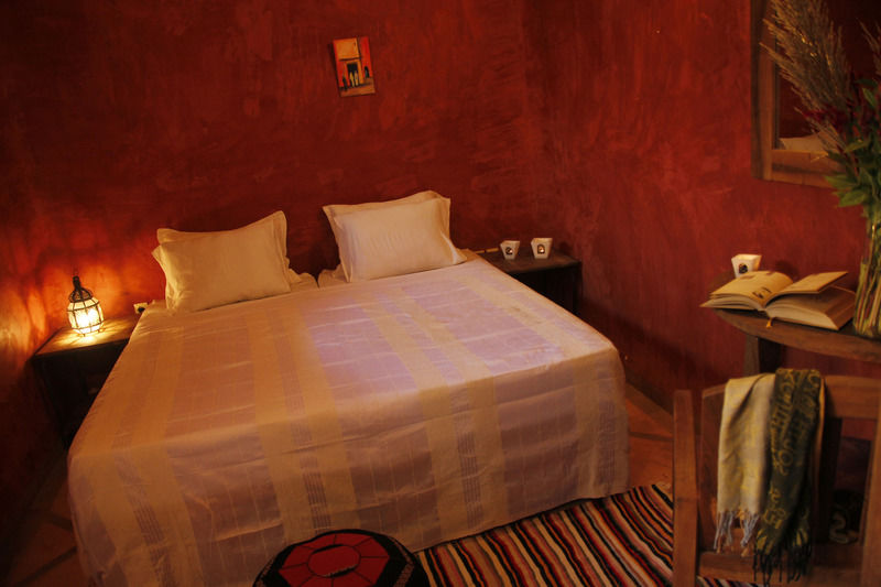 Azenzer Riad 3*