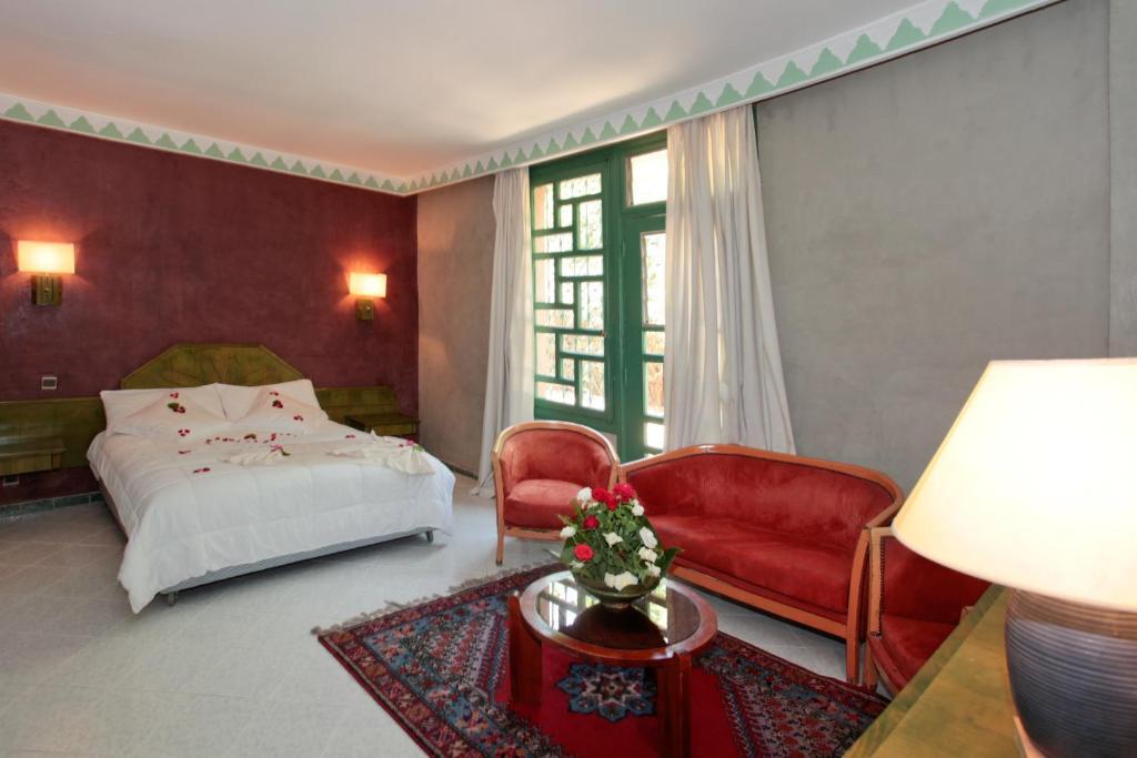 Hotel Chems
