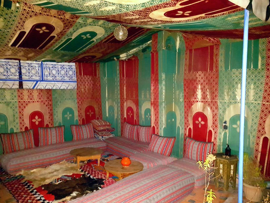 Bed & Breakfast Konouz 3*