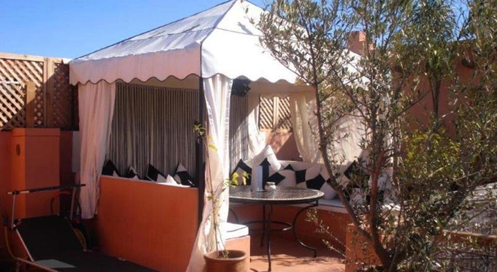Dar Attika 4*