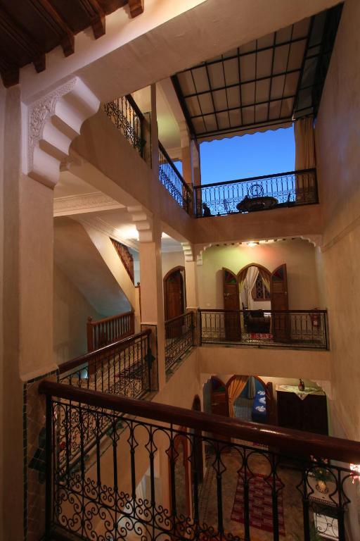 Bab Tilila