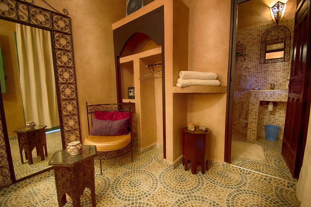 Riad Riad Amskal