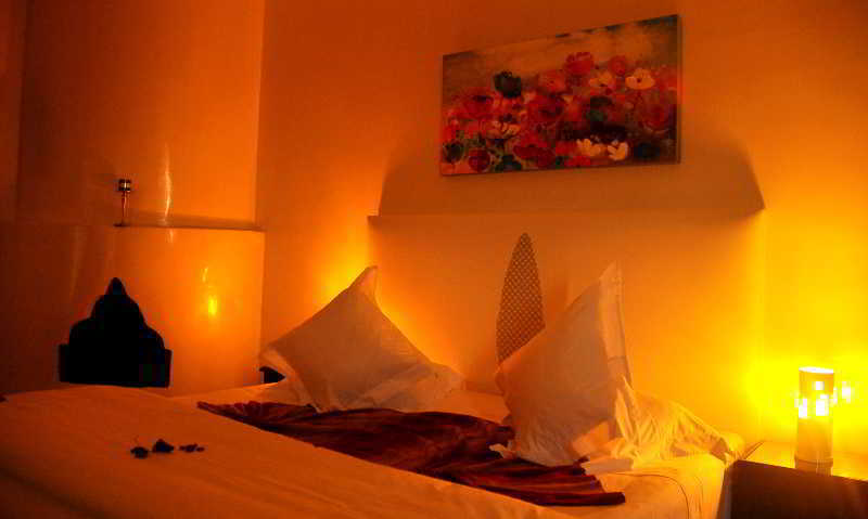 Ushuaia Clubbing Hotel 4*