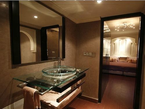Carllian Riad