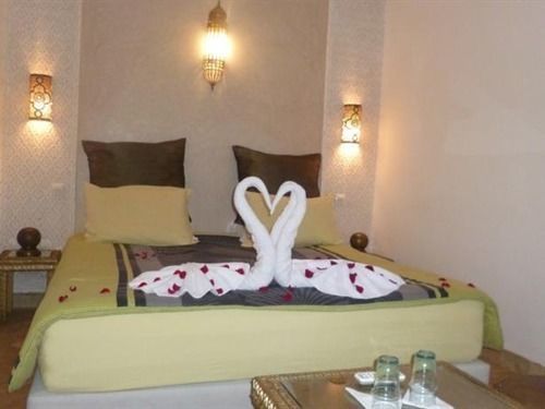 Des Lys Riad