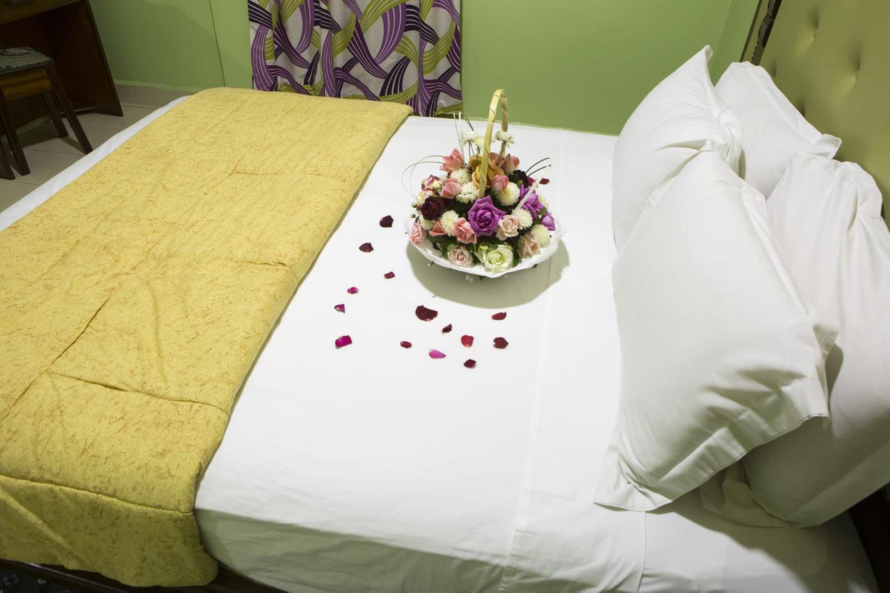 Amalou Hotel