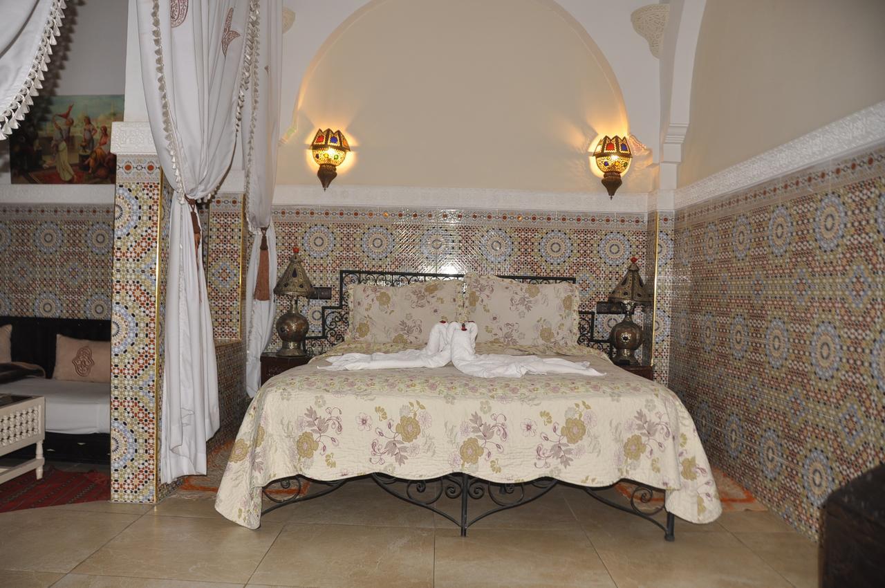 L'arabesque