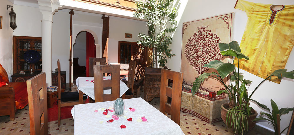 Alghani Riad 3*