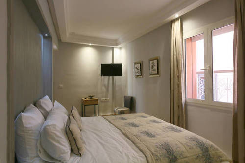 Ayni Couette-café 4*