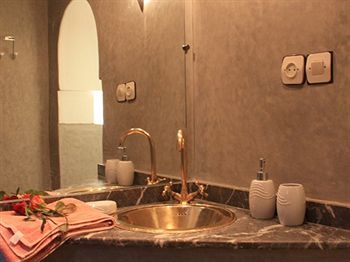 Bed & Breakfast Dar Asdika